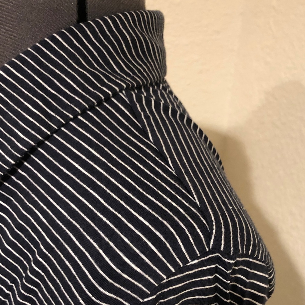 Women’s Striped Black and White Top - Picture 6 of 14